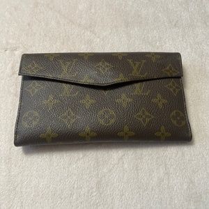 Louis Vuitton Wallet